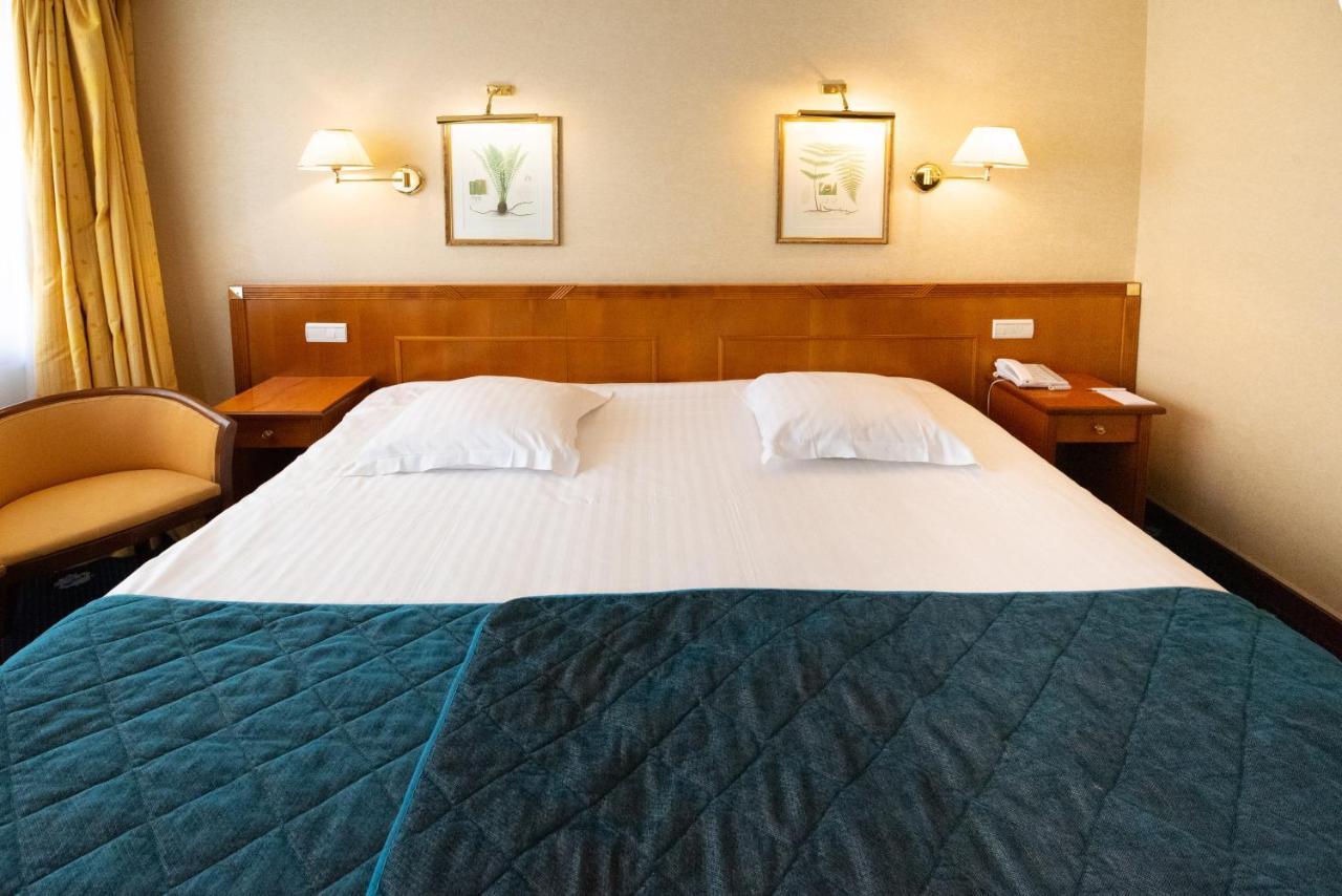 Suite (4 Adults),1162339098:JPEG